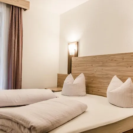 Grüner Fidelis Appartement *