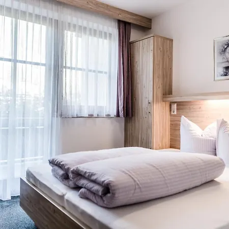 Gruener Fidelis Sölden