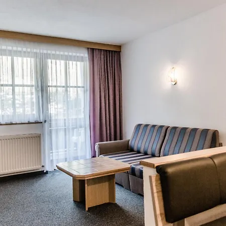 Gruener Fidelis * ゼルデン